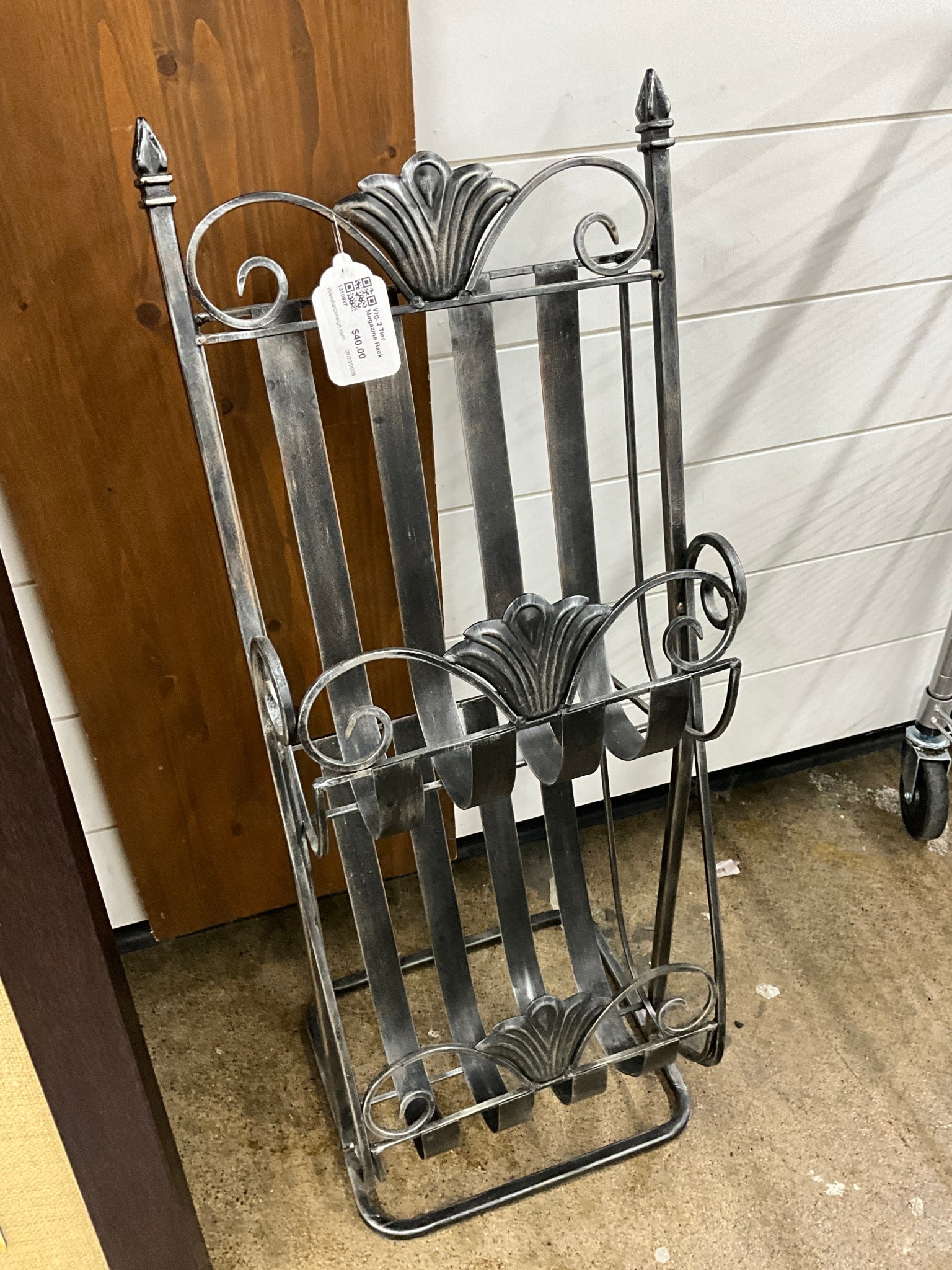 Vtg. 2 Tier Magazine Rack